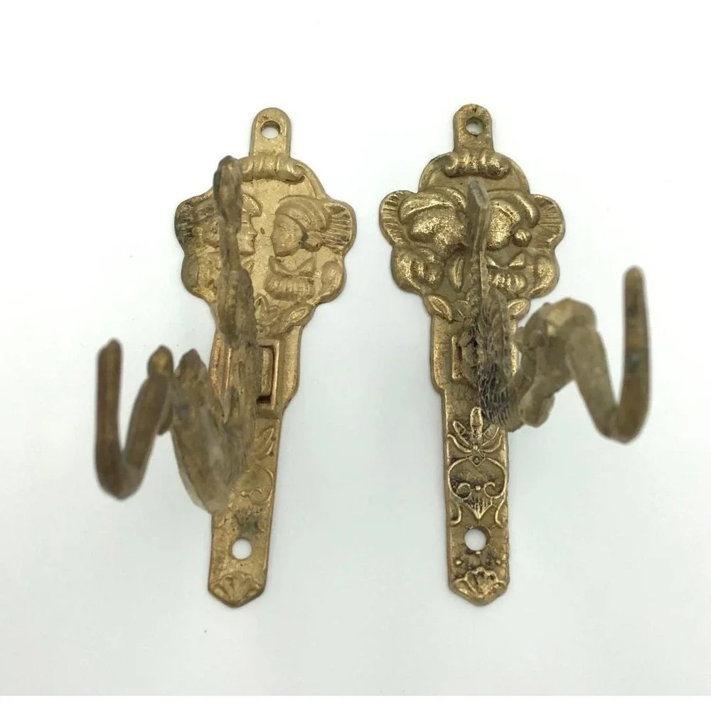 VTG Brass Dragon Sea Creature Wall Hooks Ornate Nautical Decor Set of 2 Coastal